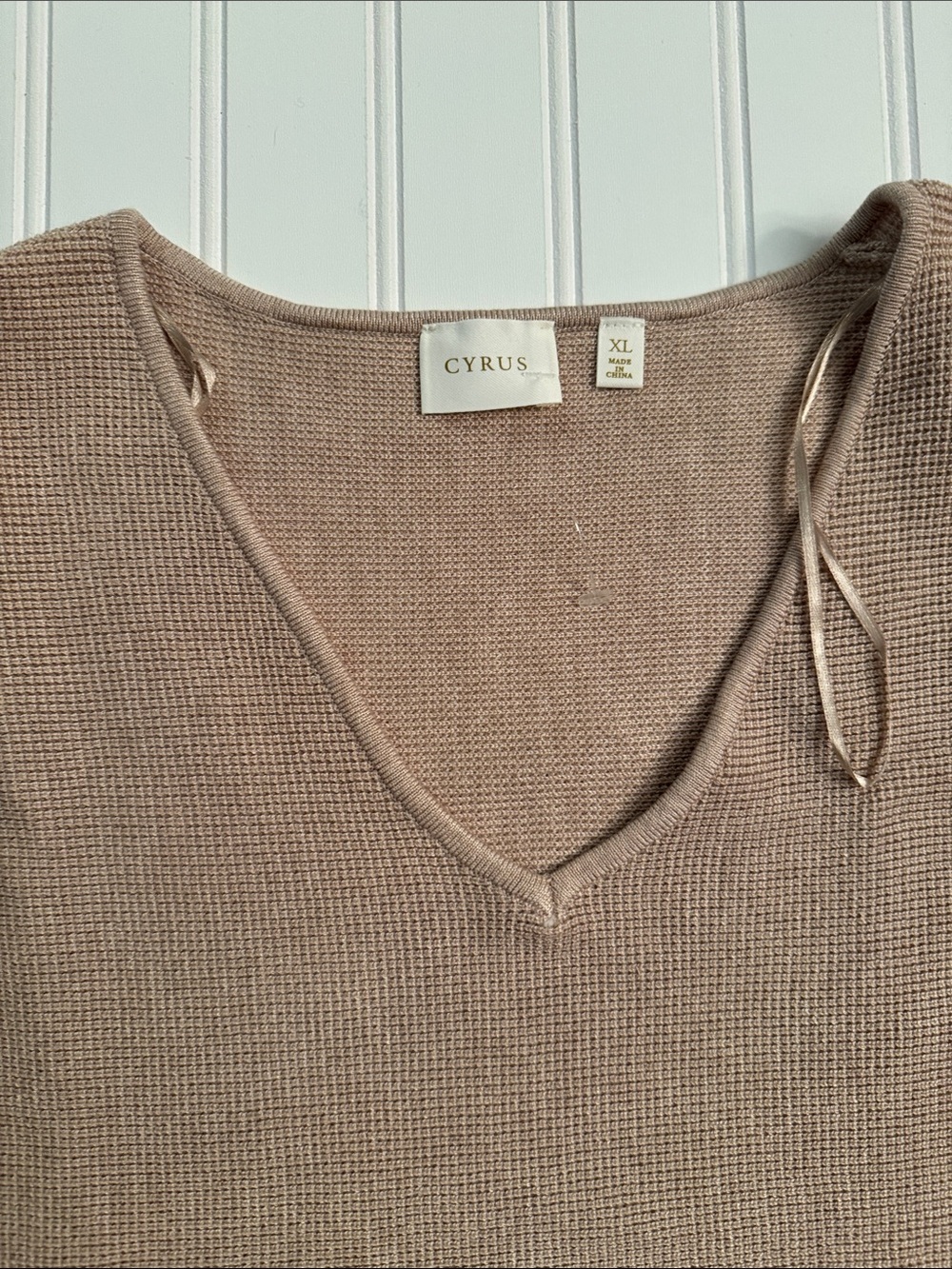 NWT Cyrus XL Camel Brown Textured Knit V Neck Dolman Sweater 3/4 Sleeve - Picture 2 of 6